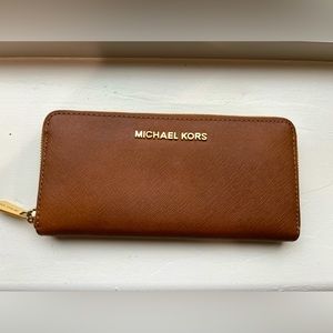 Brown Micheal Kors Wallet